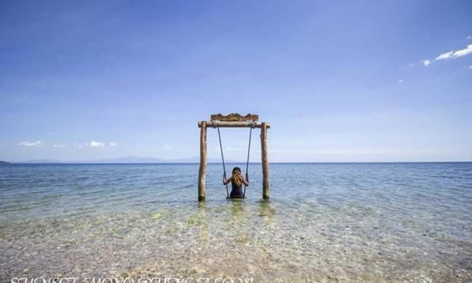 Moyo House | Sunset Moyo Bungalows