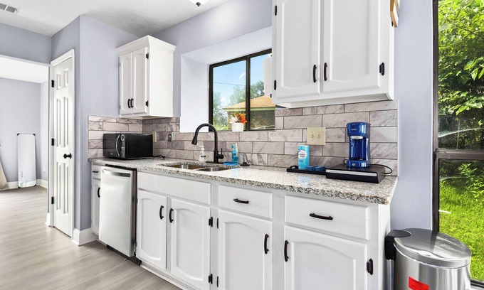 Lawrenceville House | Sunset Oasis - 3 Br 3 Bth - Sleeps 8