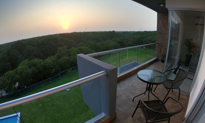 Boca del Rio Apartment | Sunset Penthouse con vista al río y manglar 3BD PH