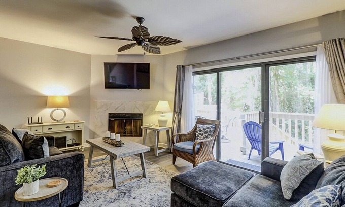 Shipyard Plantation Villa | Sunset Rentals | Beachwalk 208