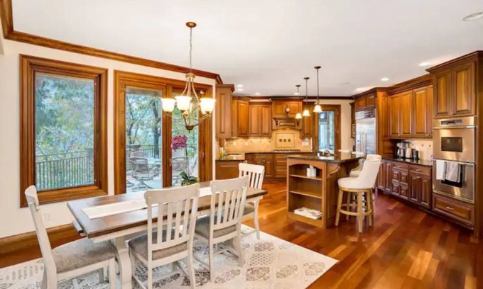 Rising Fawn House | Sunset Ridge