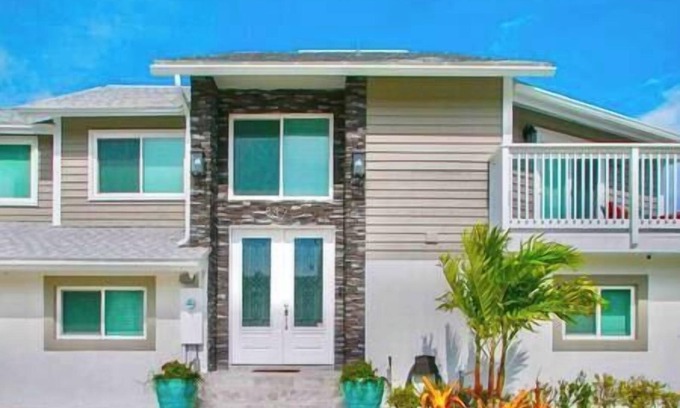 Port Canaveral House | Sunset Serenity: Remodeled 4BR Beach House – Oceanview