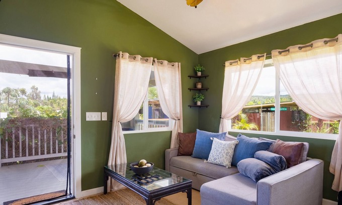 Kehena House | Sunset-view tropical escape on Red Road w/ fruit trees & W/D - snowbird-friendly