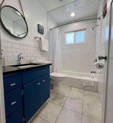 Bridgman House | Sunset Villa B5