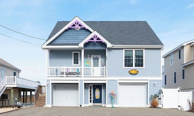 Tuckerton Beach House | Sunset Vista Home with POOL