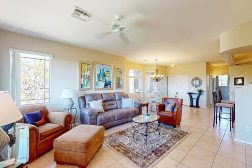 Rancho Vistoso Apartment | Sunsets & Smiles