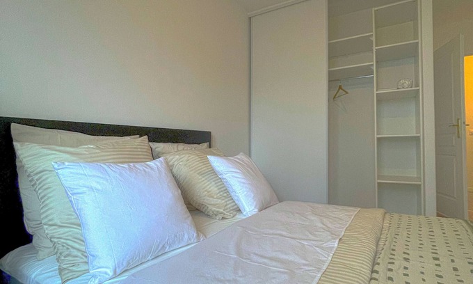 Arcueil Apartment | Sunshine 5 minutes from the metro