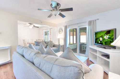 Clearwater House | Sunshine State of Mind - Monthly Beach Rental