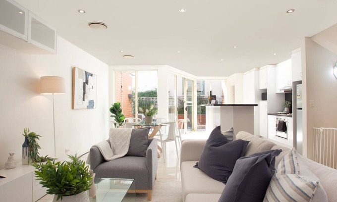 Bondi Apartment | Sunshine Terrace, Bondi Beach Isyd