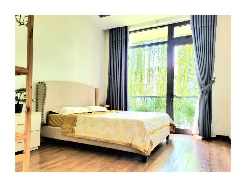 Hue House | Sunshine villa