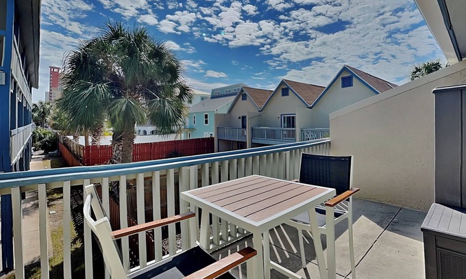 Holiday Beach Condo | Sunswept Condominium #210 | Gulf View + Resort Amenities