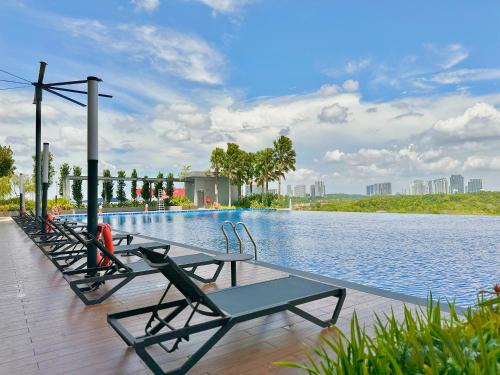 Nusajaya Apartment | Sunway GRID Residence SunwayXpark BigBox By Stayrene