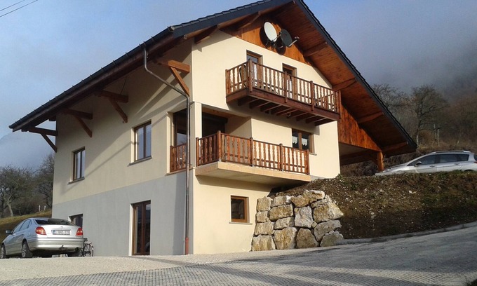 Aillon-le-Vieux Ski Chalet | Sup 2 levels in Grand Chalet for 12 persons