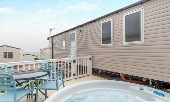 Otterton House | Super 12ft-wide luxurious caravan with one double and two twin.