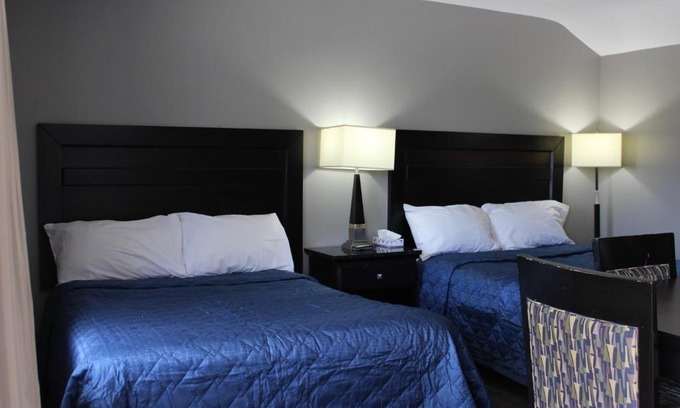 Highland Hotel | Super 7 Motel London
