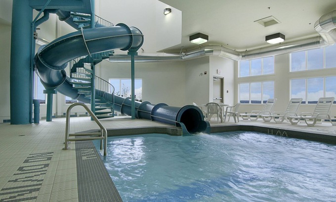 Windsor Hotel | Super 8 by Wyndham Windsor NS