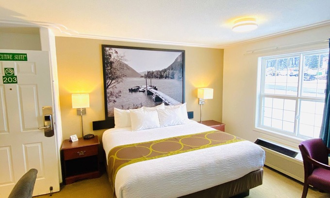 100 Mile House Hotel | Super 8 by Wyndham 100 Mile House