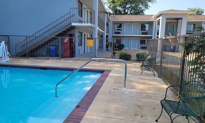 Caddo Valley Hotel | Super 8 by Wyndham Arkadelphia Caddo Valley Area