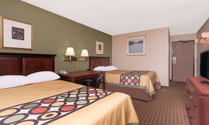 Augusta Hotel | Super 8 by Wyndham Augusta/Ft Eisenhower Area