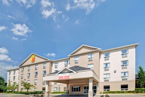 Barrie Hotel | Super 8 by Wyndham Barrie South