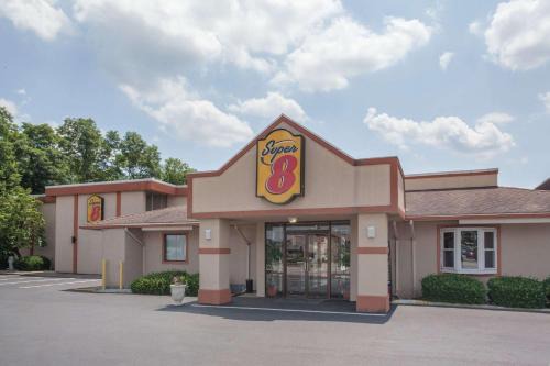 Carlisle Hotel | Super 8 by Wyndham Carlisle North