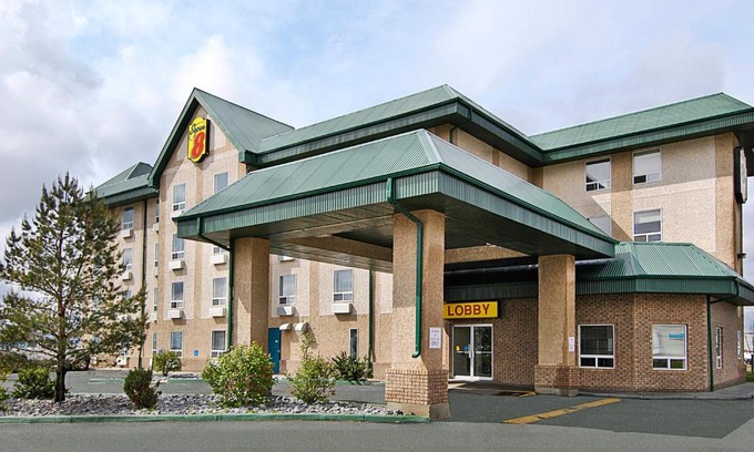 Leduc Hotel | Super 8 by Wyndham Edmonton International Airport
