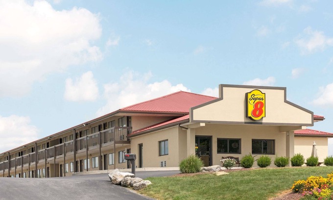 Greencastle Hotel | Super 8 by Wyndham Greencastle