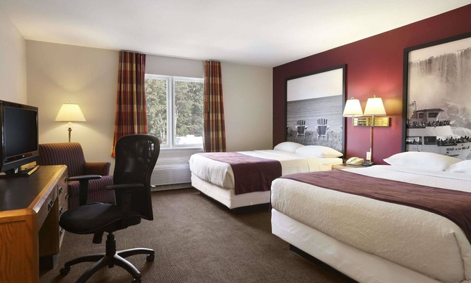 North Bay Hotel | Super 8 by Wyndham North Bay