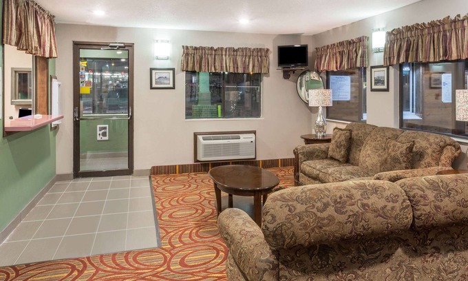 Rock Springs Hotel | Super 8 by Wyndham Rock Springs