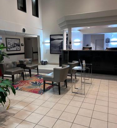 Mauricie Hotel | Super 8 by Wyndham Trois-Rivieres
