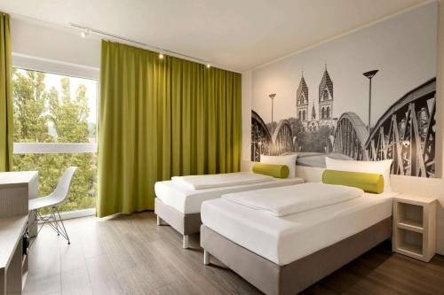 Bruhl-Guterbahnhof Hotel | Super 8 Freiburg