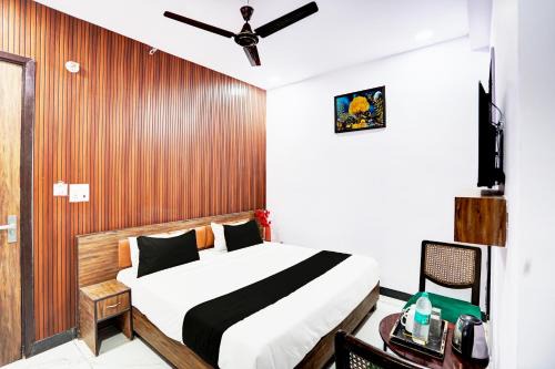 Ghaziabad Hotel | Super Collection O Hotel Star Inn Near By Hindon Airforce Mohan Nagar Ghaziabad