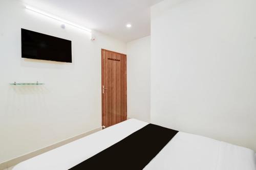 Hyderabad Hotel | Super Hotel O Neredmet Road
