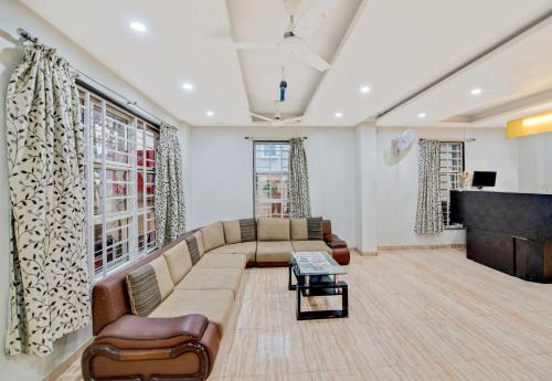 Tathawade Hotel | Super Hotel O Pioneer