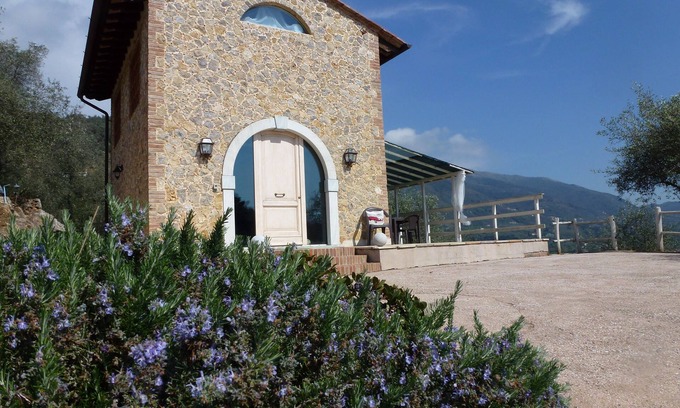 Camaiore House | Super nice house with pool, garden and tasteful furnishings.
