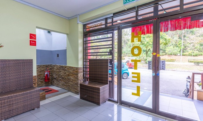 Pasir Gudang Hotel | Super OYO 432 My 7days Inn