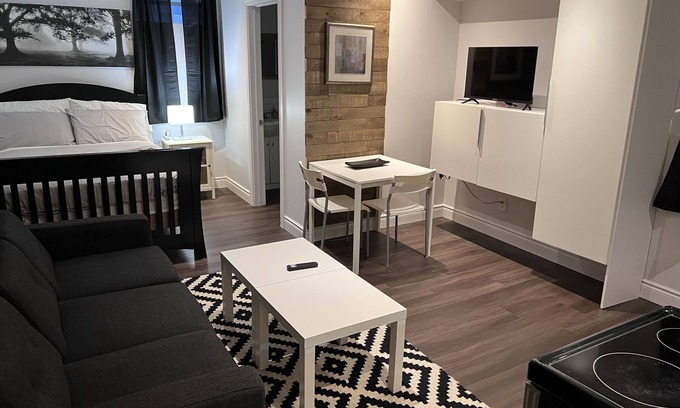 Upper Beaches Apartment | Super Studio Upper Beach
