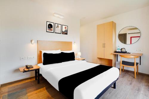 BTM 2nd Stage Hotel | Super Townhouse BTM Layout Near Madiwala Lake Formerly Q Rooms