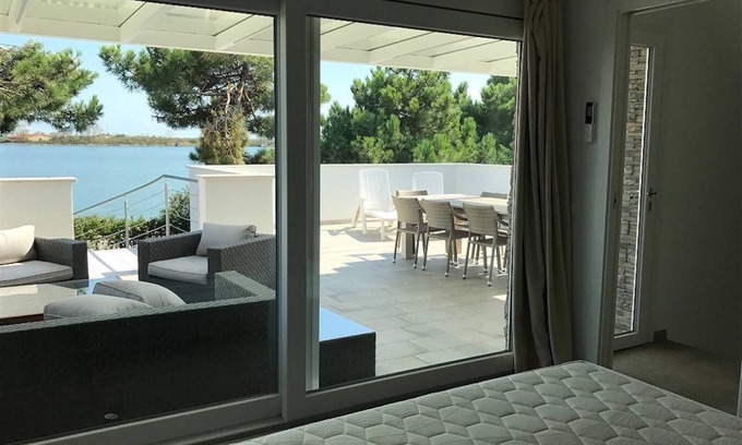 Isola Albarella Villa | Super Villa With Private Pool in Isola Albarella by Beahost Rentals