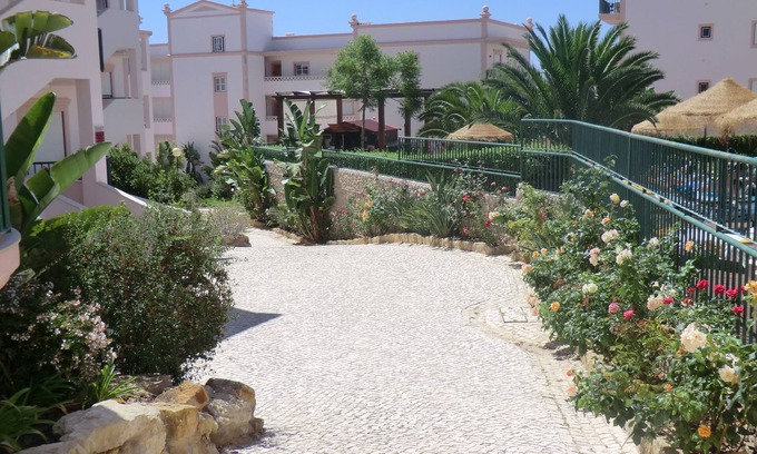 Luz Apartment | Superb 3-bedroom Apartment In Lovely Seaside Village Of Praia Da Luz