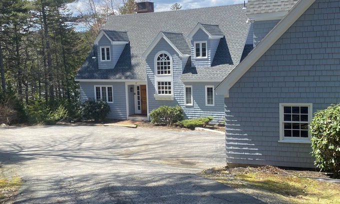 Edgecomb Ski Chalet | Superb 5 Bedroom Home with 3 and a half baths on 5+ Acres- Dock and Water View.