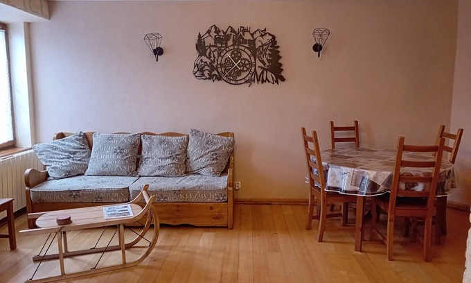 Bois-d'Amont Apartment | Superb 6-person apartment in Bois d'Amont with garage