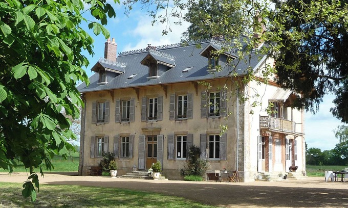 Saint-Saulge House | Superb country house with a lovely large garden