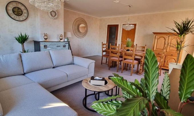 Antwerp Apartment | SUPERB FLAT WITH 3 BEDROOMS PARKING AND BALCONy