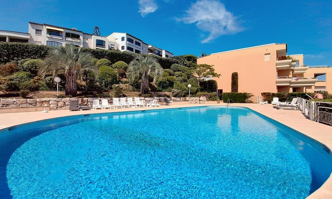 Mandelieu-La-Napoule Apartment | Superb renovated 3P apartment with swimming pool - Grand Duc