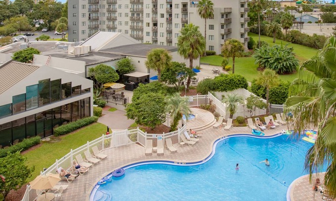 Florida Center Apartment | Superb Renovated Suite, Amazing Water View Best Location to Disney and Universal