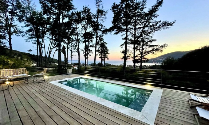 Coggia Villa | Superb villa waterfront, panoramic view