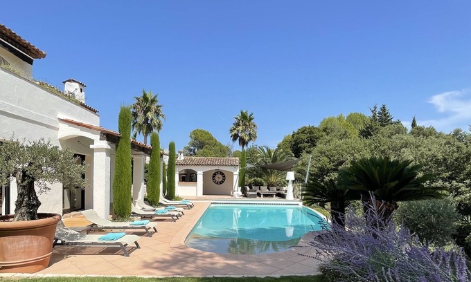 Biot House | Superb villa with heated pool and magnificent view of the Brague park