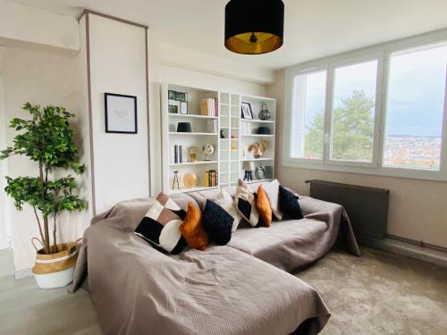 Montlucon Apartment | Superbe appartement centre Montluçon, proche hôpital