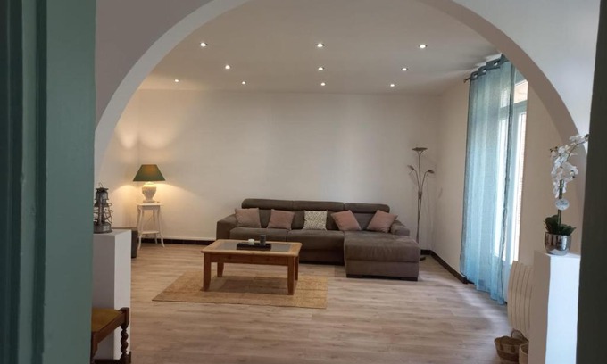 Besseges Apartment | Superbe appartement proche rivière